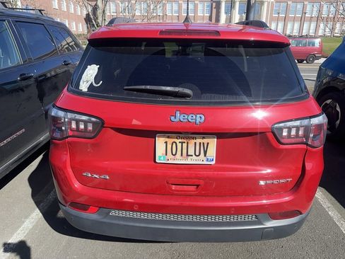 Used 2018 Jeep Compass Sport w/ Tech Group image 5