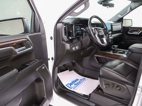 Used 2023 GMC Sierra 1500 Elevation w/ Elevation Premium Package image 3