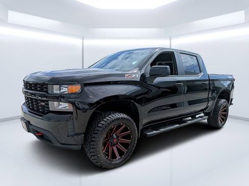 Used 2019 Chevrolet Silverado 1500 Custom Trail Boss w/ Custom Convenience Package AWD/4WD image 7