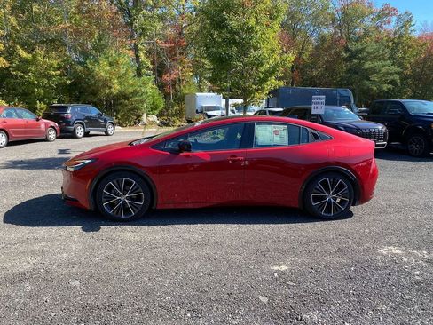 Used 2023 Toyota Prius Limited image 9