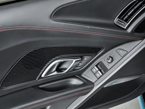 Used 2017 Audi R8 V10 image 19