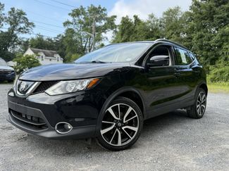 Used 2018 Nissan Rogue Sport SL image 1