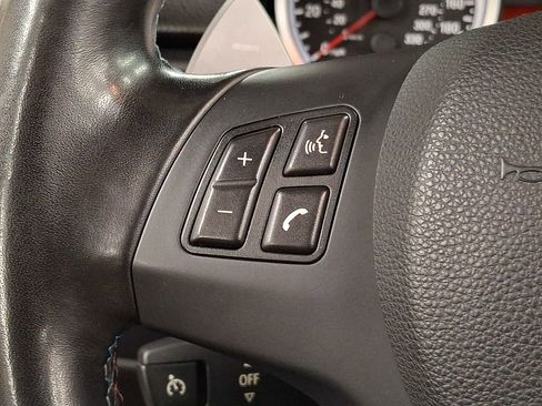 Used 2011 BMW M3 Convertible image 18