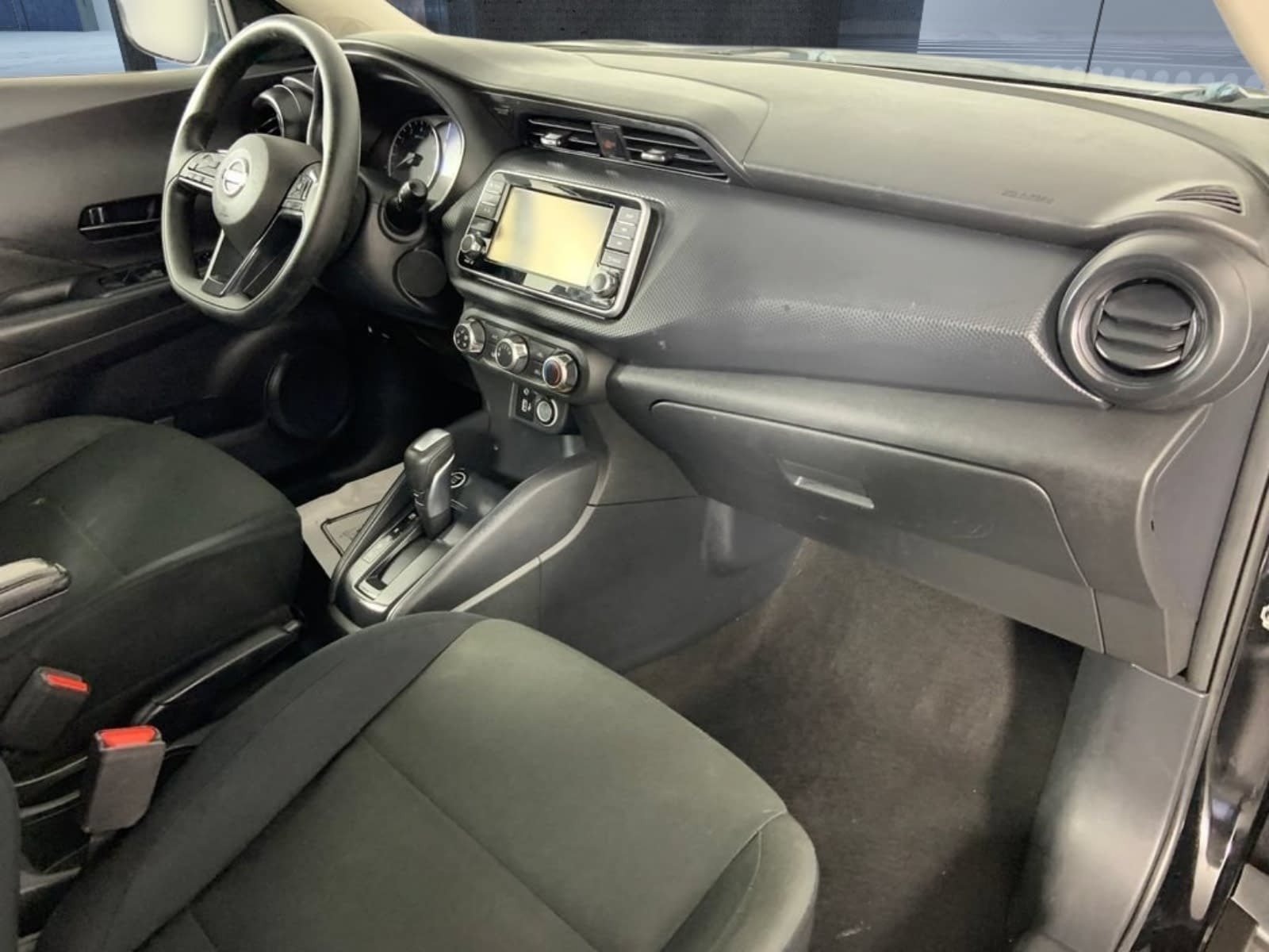 Used 2025 Nissan Kicks Play S FWD image 15