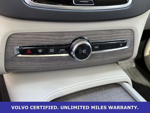 Certified 2024 Volvo XC90 T8 Ultimate w/ Protection Package Premier AWD/4WD image 23