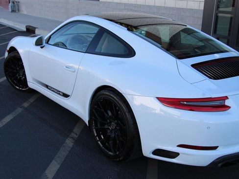 Used 2017 Porsche 911 Carrera image 13