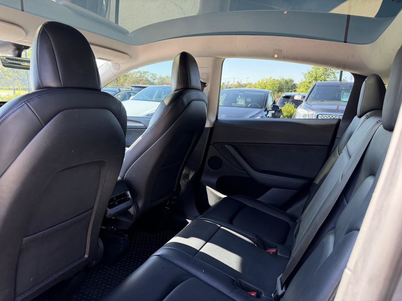 Used 2023 Tesla Model Y Long Range AWD/4WD image 15