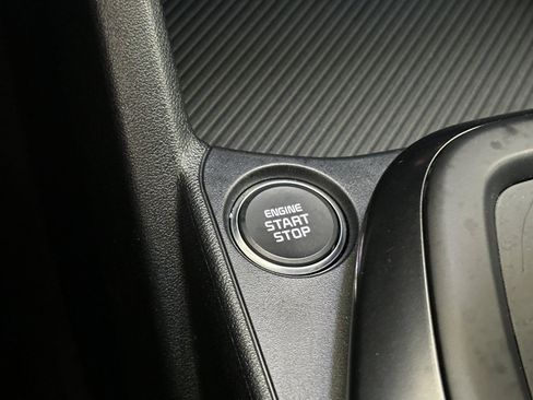 Certified 2025 Kia K4 FWD image 23