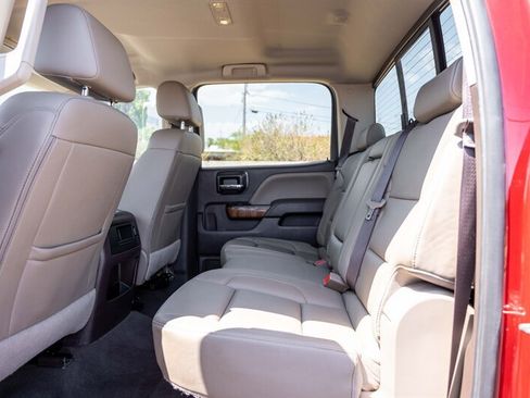 Used 2018 GMC Sierra 1500 SLT AWD/4WD image 16
