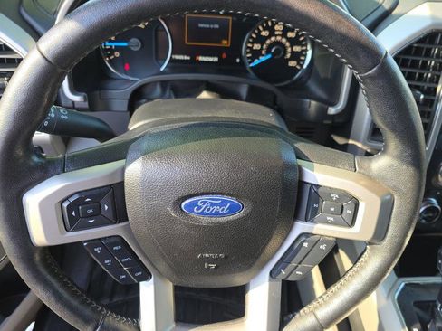 Used 2017 Ford F150 Lariat w/ Equipment Group 502A Luxury AWD/4WD image 13