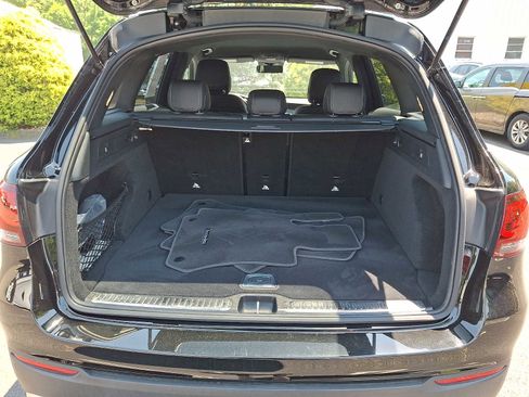Used 2022 Mercedes-Benz GLC 300 4MATIC image 29