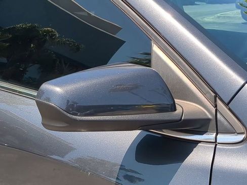 Used 2023 Chevrolet Equinox LT FWD image 12
