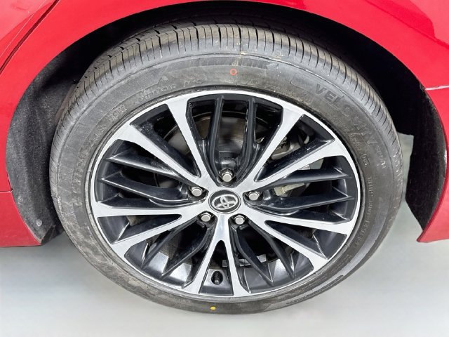Certified 2020 Toyota Camry SE w/ Blackout Package FWD image 31