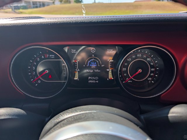 Used 2022 Jeep Gladiator Rubicon w/ LED Lighting Group AWD/4WD image 15