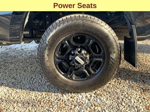 Used 2023 Ford F250 XLT w/ XLT Premium Package image 9