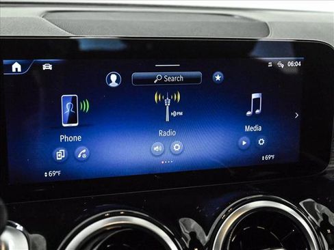 Certified 2026 Mercedes-Benz GLB 250 4MATIC w/ Sun & Sound Package image 16