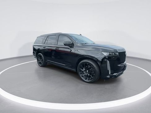 Used 2024 Cadillac Escalade Sport Platinum w/ LPO, ONYX Package AWD/4WD image 2