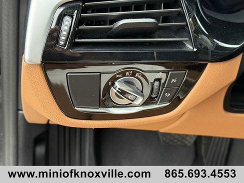 Used 2023 BMW 530i xDrive 530i xDrive w/ Convenience Package image 26