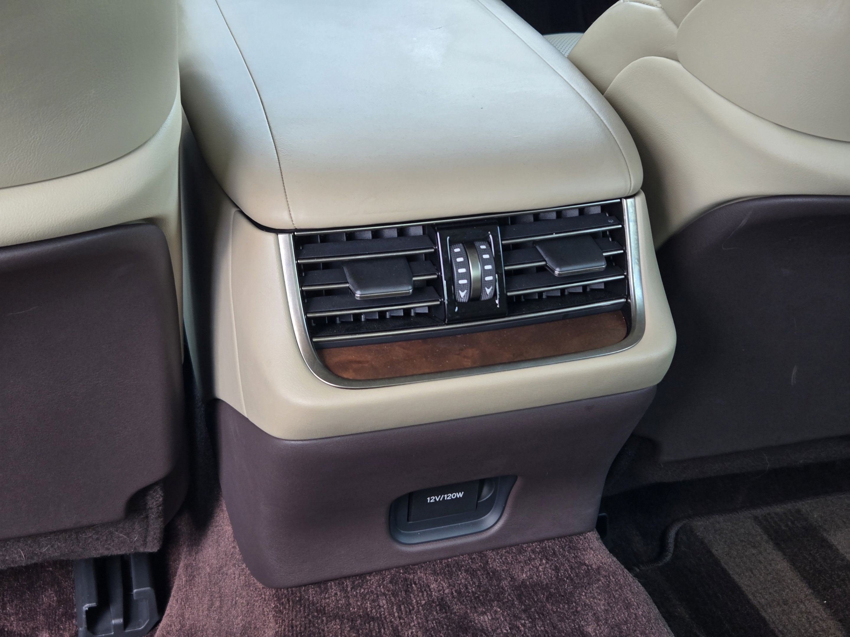 Used 2018 Lexus LS 500 w/ Interior Upgrade Package RWD image 30