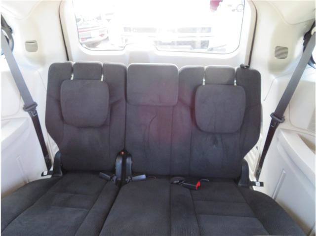 Used 2015 Dodge Grand Caravan SE w/ Quick Order Package 29E SE FWD image 4