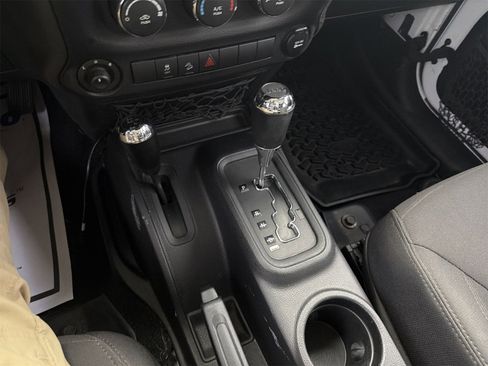 Used 2015 Jeep Wrangler Unlimited Sport w/ Quick Order Package 24S image 15