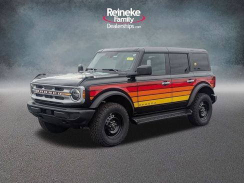 New 2025 Ford Bronco Big Bend w/ Free Wheeling Package image 1