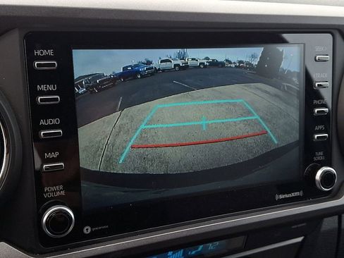 Used 2023 Toyota Tacoma TRD Sport w/ Technology Package image 17