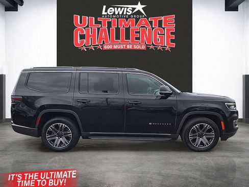 Used 2022 Jeep Wagoneer Series III w/ Convenience Group I image 5