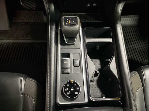 Used 2023 Nissan Pathfinder SL w/ SL Premium Package image 18