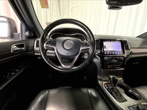 Used 2020 Jeep Grand Cherokee Limited X image 14
