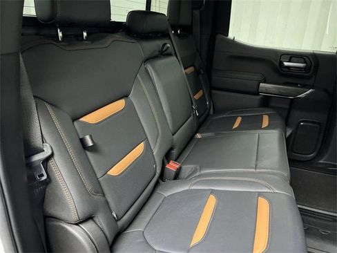 Certified 2022 GMC Sierra 1500 AT4 w/ AT4 Premium Package image 26