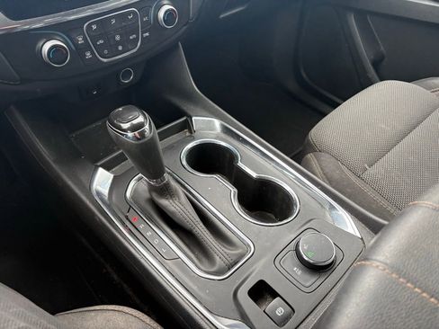 Used 2018 Chevrolet Traverse LS image 21