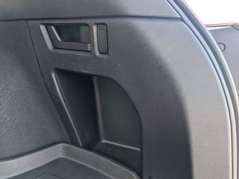 Used 2019 Subaru Outback 2.5i Premium image 15