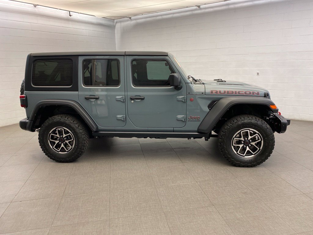 Certified 2024 Jeep Wrangler Unlimited Rubicon w/ Capability Package AWD/4WD image 5