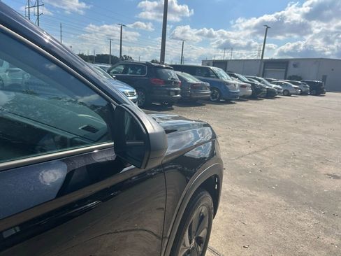 New 2026 Volkswagen Taos S image 28