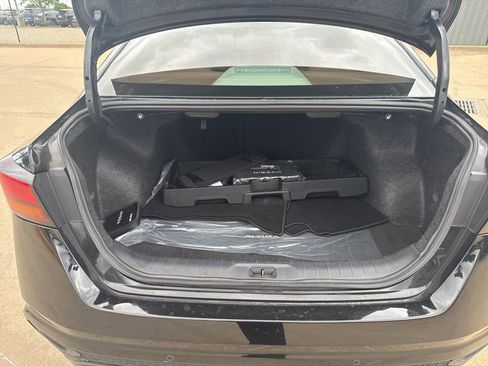 Certified 2024 Nissan Altima 2.5 SL image 12