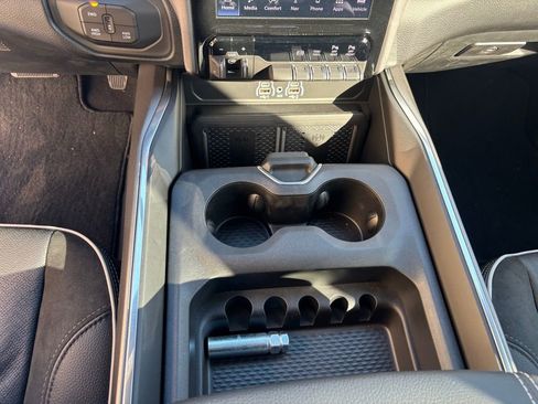 Used 2026 RAM 2500 Laramie w/ Night Edition image 37