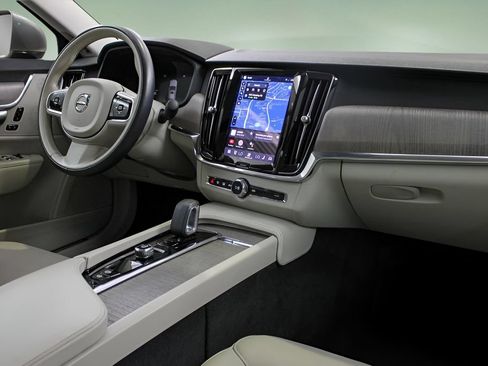 Certified 2023 Volvo S90 B6 Plus w/ Protection Package Premier AWD/4WD image 21