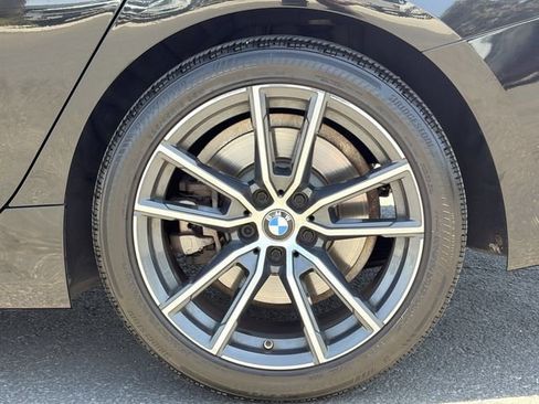 Used 2019 BMW 330i Sedan w/ Convenience Package RWD image 10