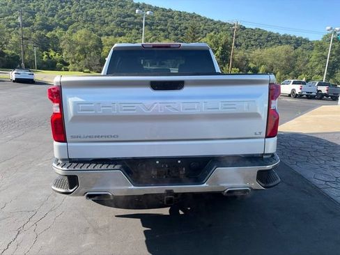 Used 2022 Chevrolet Silverado 1500 LT w/ Z71 Off-Road Package AWD/4WD image 14