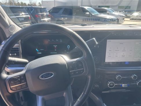 Used 2023 Ford F250 Lariat w/ Lariat Ultimate Package image 10