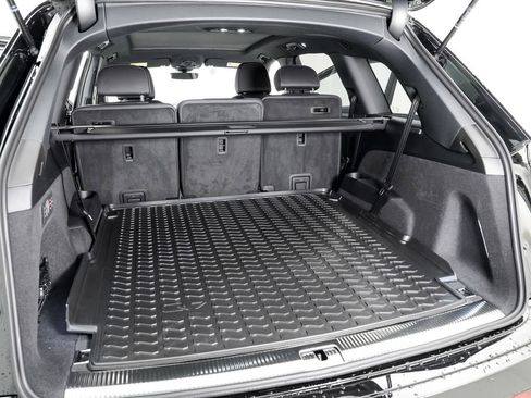 New 2026 Audi Q7 3.0T Premium Plus AWD/4WD image 26
