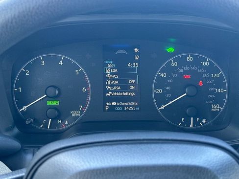 Used 2024 Toyota Corolla LE image 21