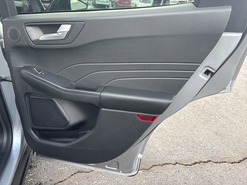 Used 2023 Ford Escape Platinum w/ Premium Technology Package image 27