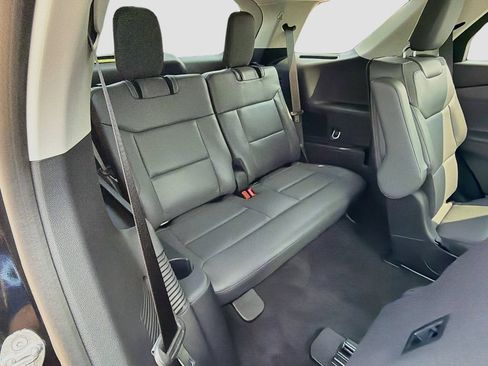 Used 2026 Ford Explorer Active w/ Active Comfort Package AWD/4WD image 27