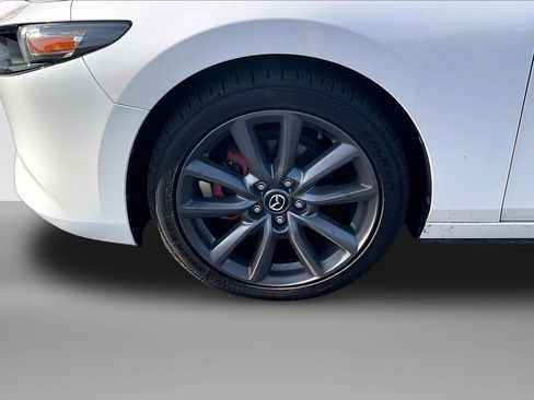 Used 2020 MAZDA MAZDA3 AWD Hatchback w/ Preferred Pkg image 3
