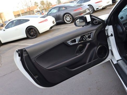 Used 2014 Jaguar F-TYPE S image 22