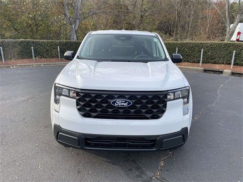 Used 2025 Ford Maverick XL w/ Equipment Group 102A image 2