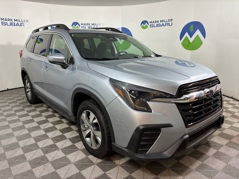Used 2024 Subaru Ascent Premium w/ Convenience Package image 1