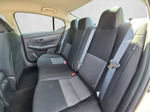 Used 2024 Nissan Sentra SV FWD image 17